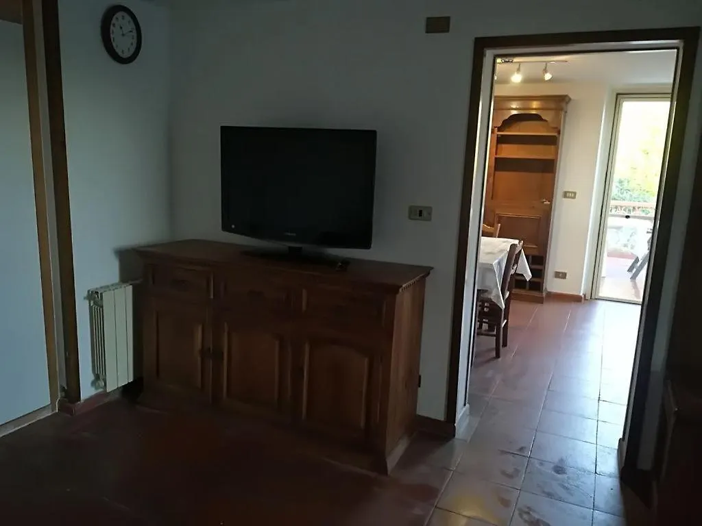 Casa Con Vista E Piscina Nelle Colline Della Versilia Stiava Italy